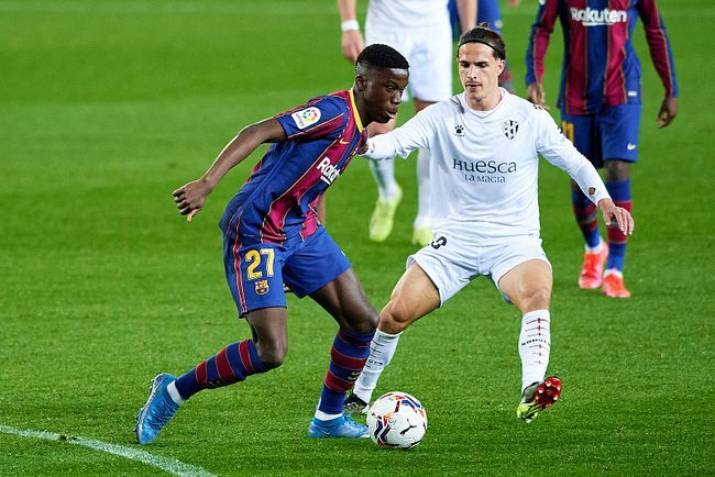  斯图加特青训小将跻身一线队首发  