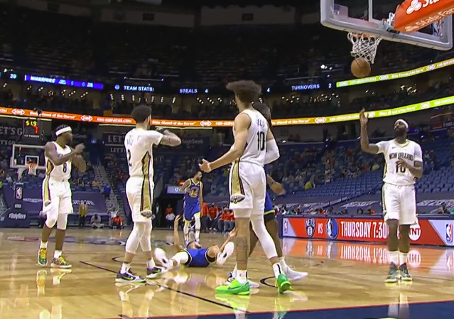  锡安暴力扣篮引爆全场鹈鹕击败马刺止颓势